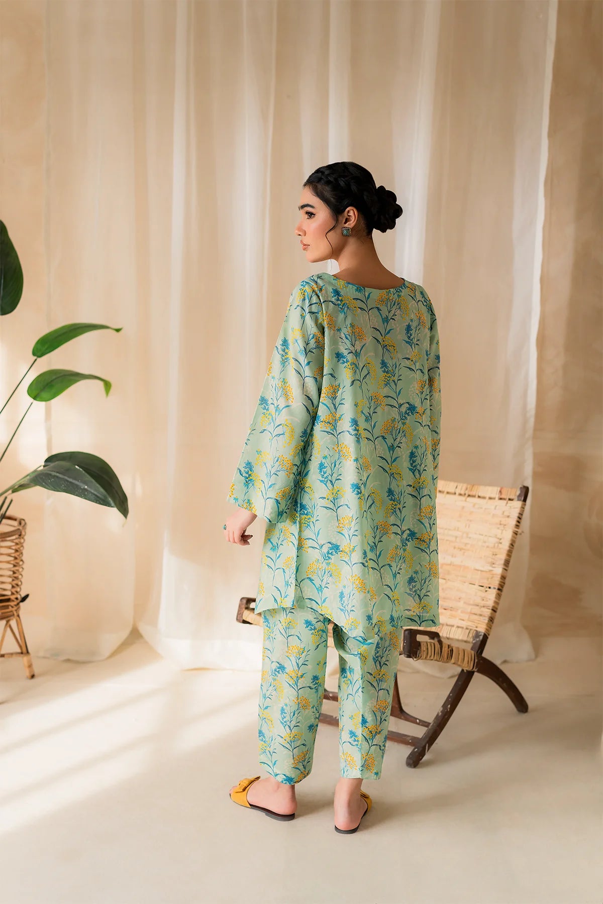 green Lawn 2 Piece Suit