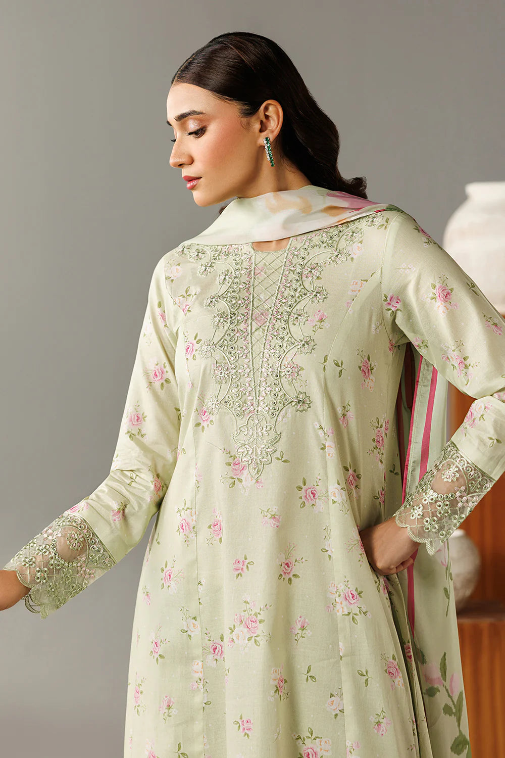 3PC Embroidered Lawn -DT-26