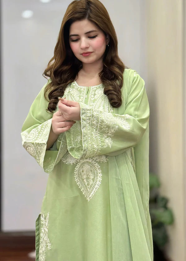 Pastel Green Embroidered 3-Piece Lawn Suit – Elegant Summer Collection