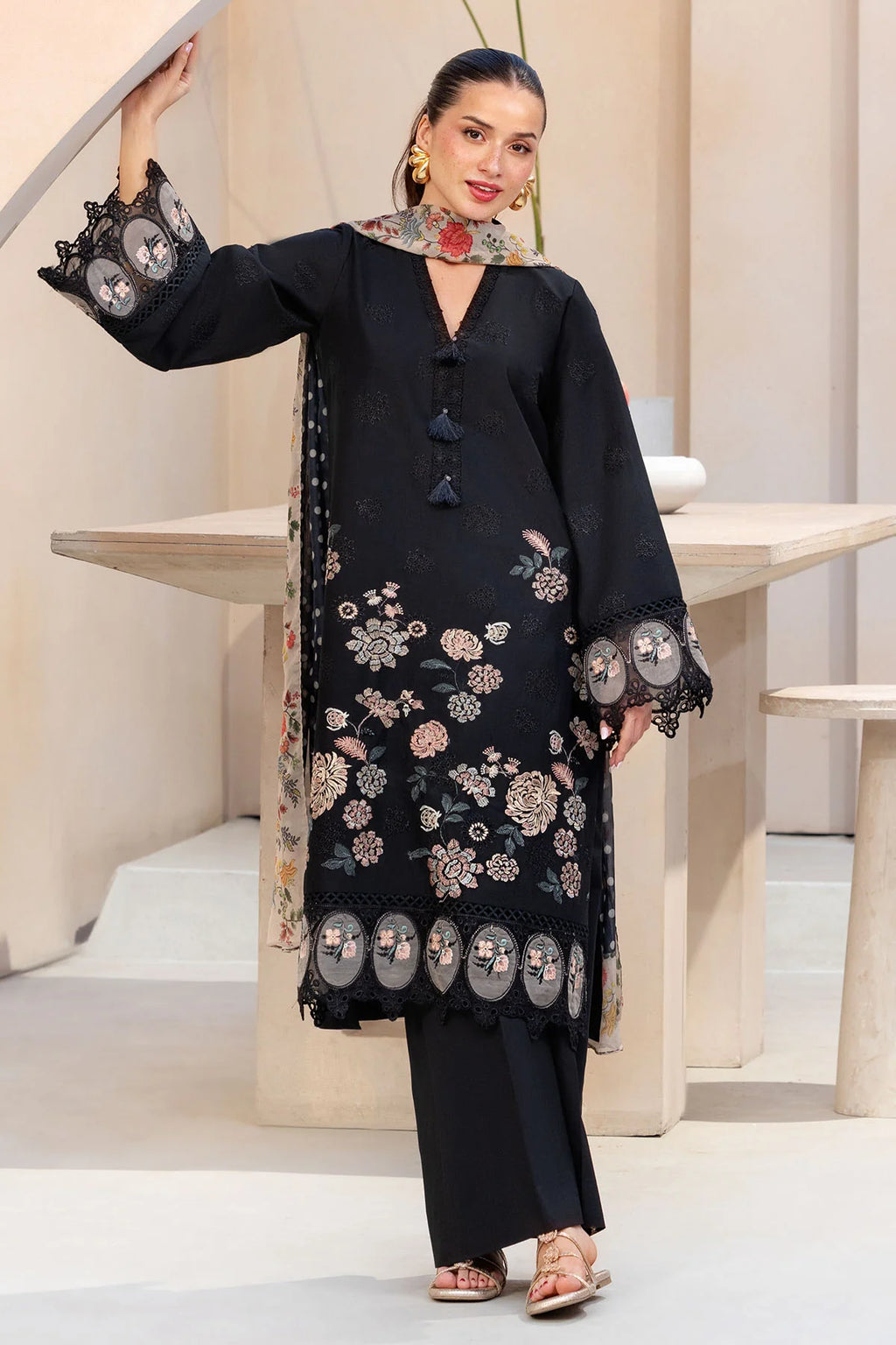 Elegant Black Embroidered 3-Piece Lawn Suit – Summer Collection